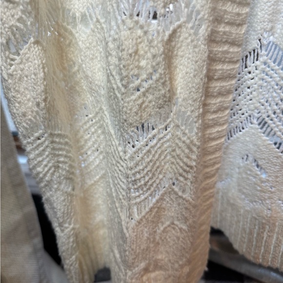 Torrid Cream Knit Shrug with Intricate Patterns - Picture 5 of 6